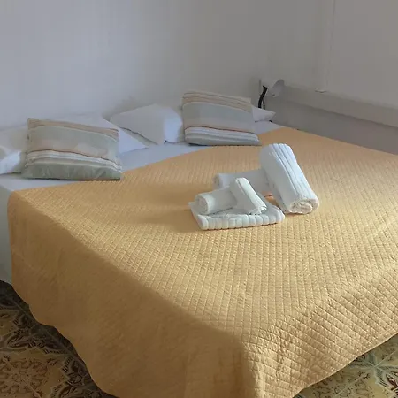 فندق مبيت وإفطار Casa Gentile Caruso Torrenova (Sicily)